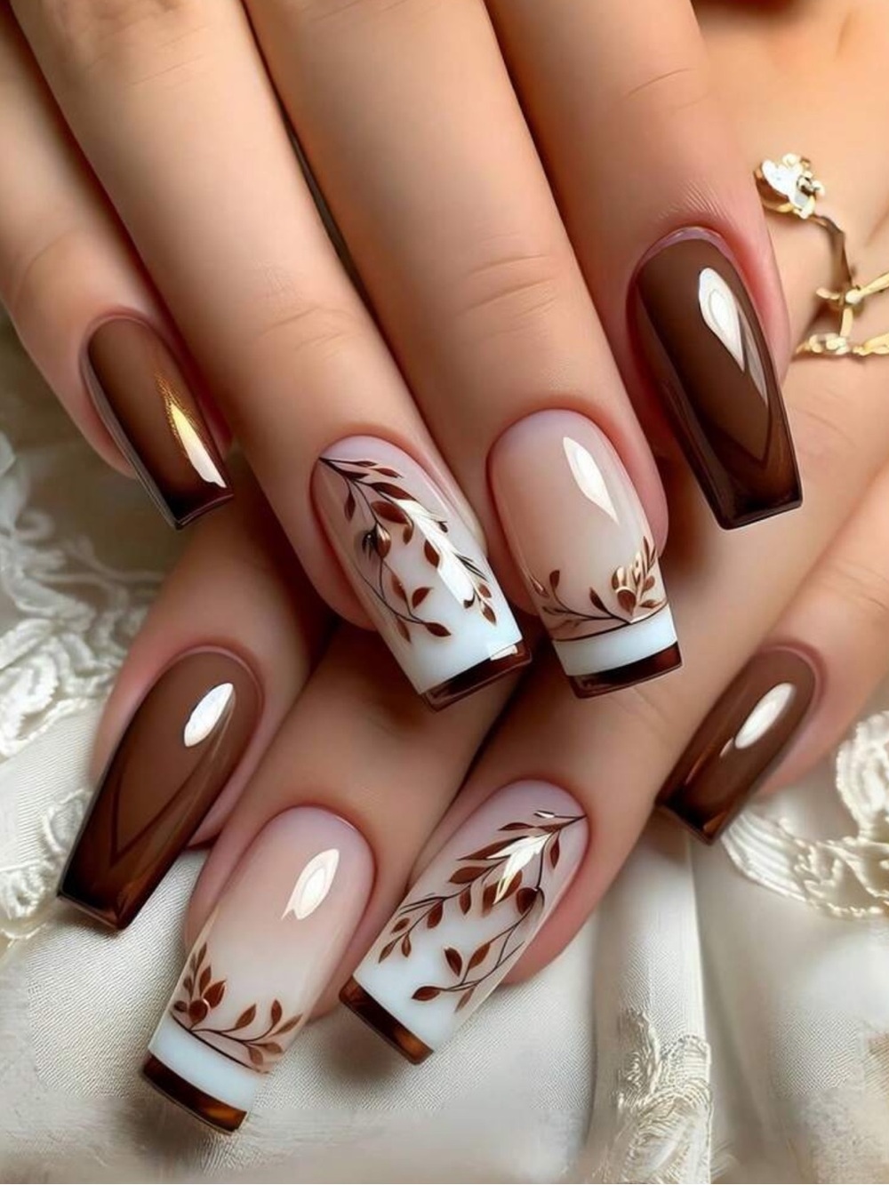 24pc Press On Nail Set from the Nail Bar 💅